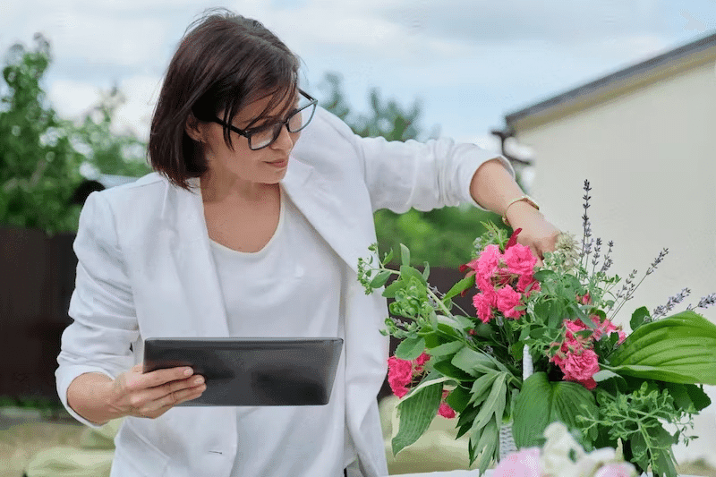 Hire A Wedding Florist